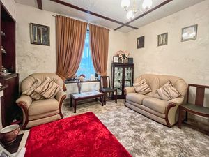 Photo 4- click for photo gallery